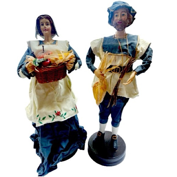 2 Vintage Silvestri Paper Mache Pilgrims Couple Man & Woman Thanksgiving Harvest